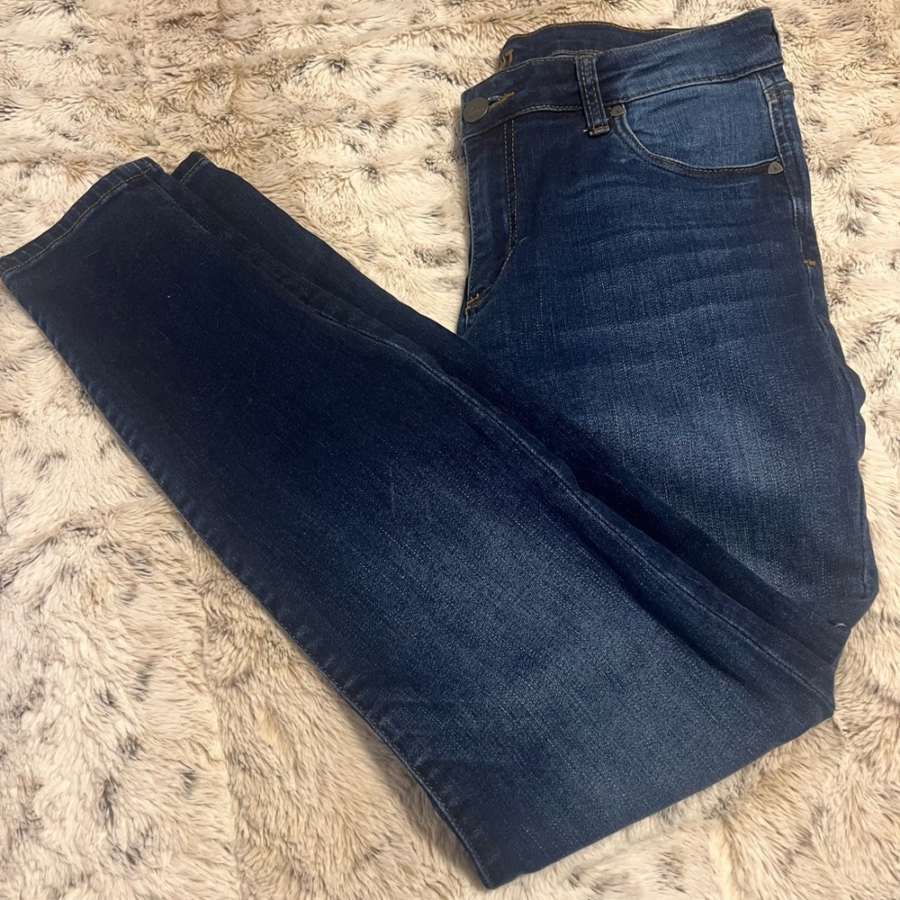 Jeans - Picture 2 of 3